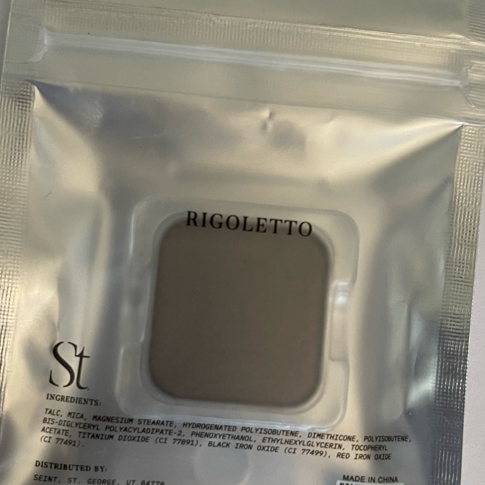 Seint  eyeshadow- new Rigaletto